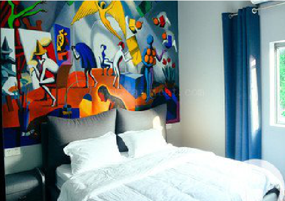 宁南对于酒店的墙体彩绘而言更注重哪些方面？