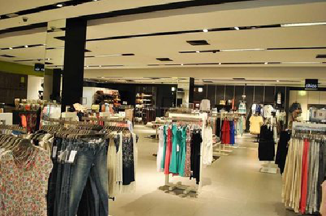 宁南商场里的店面怎么装修？